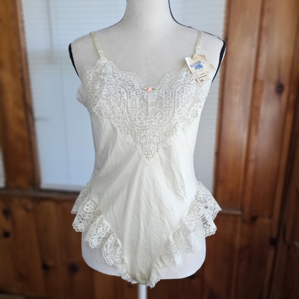 NWT Vintage Applause teddy lingerie one piece cream lace silky satin 34 small